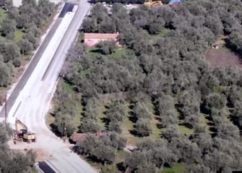 «Ό,τι μαθαίνουμε το μαθαίνουμε από τη Διαύγεια» – Ομόφωνη στήριξη του Δήμου Αγρινίου για τον άξονα Πλατυγιάλι-Αγρίνιο–Καρπενήσι