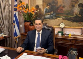 Δήμος Αγρινίου: Αιχμές για σχέδιο διάλυσης της παράταξης και παιχνίδια υστεροφημίας του δημάρχου Γάκια