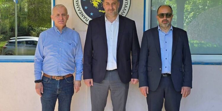 Επίσκεψη Μαυρομμάτη στην ΠΟΑΣΥ – Συνάντηση με τον νέο Πρόεδρο Χρήστο Μαυραγάνη