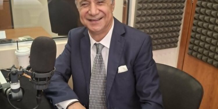 Από τις φτωχικές γειτονιές του Αγρινίου στα μεγάλα πανηγύρια – Η συγκλονιστική διαδρομή του Κώστα Αριστόπουλου