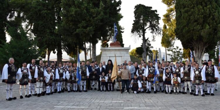 Φλόγα παράδοσης και εθνικής μνήμης: Το Μεσολόγγι υποκλίνεται στο μεγαλείο του Άη-Συμιού