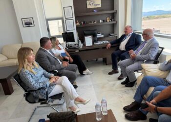 Νίκη Φλώρου-Καραγιάννη: «Η Αμφιλοχία μπορεί να αποτελέσει πρότυπο πολυθεματικού τουριστικού προορισμού» – Υπόμνημα στην Υφυπουργό Τουρισμού Άννα Καραμανλή