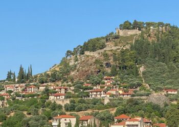 Το Κάστρο της Ναυπάκτου αναδεικνύεται ακόμη περισσότερο