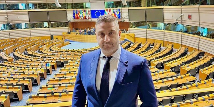 Θανάσης Μαυρομμάτης: Η δημόσια επιβεβαίωση μιας υποψηφιότητας που είχε ήδη κλειδώσει
