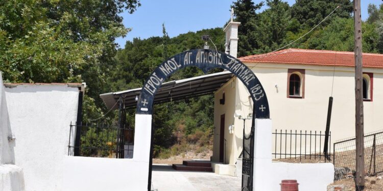 Σφαίρα εξοστρακίστηκε σε πανηγύρι στο Αιτωλικό – Τραυματίστηκε 21χρονη