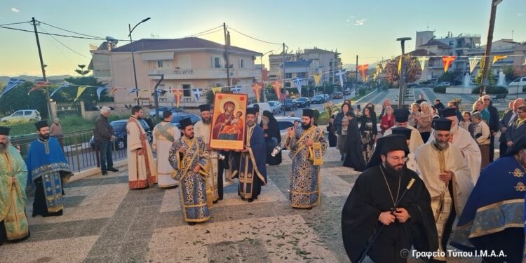 Αντίγραφο της Παναγίας Πορταΐτισσας  στον Ι. Ν. Αγίας Βαρβάρας Αγρινίου
